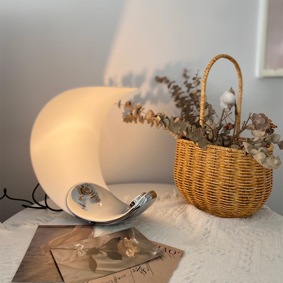 KrulLicht - Tafellamp met Elegante Bochten en Zacht Licht