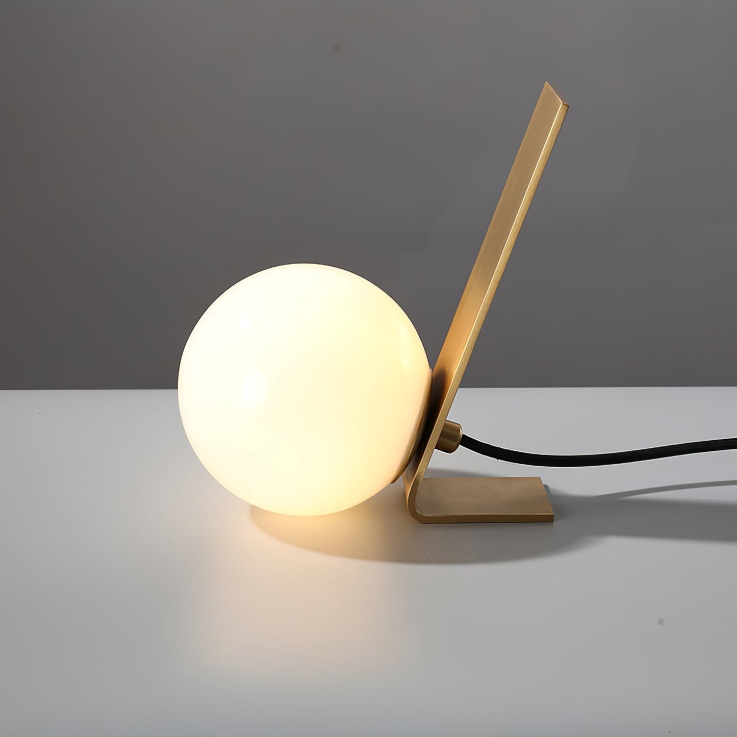 DaphneLuxe - Tafellamp met Minimalistische Elegant en Gezellige Gloed