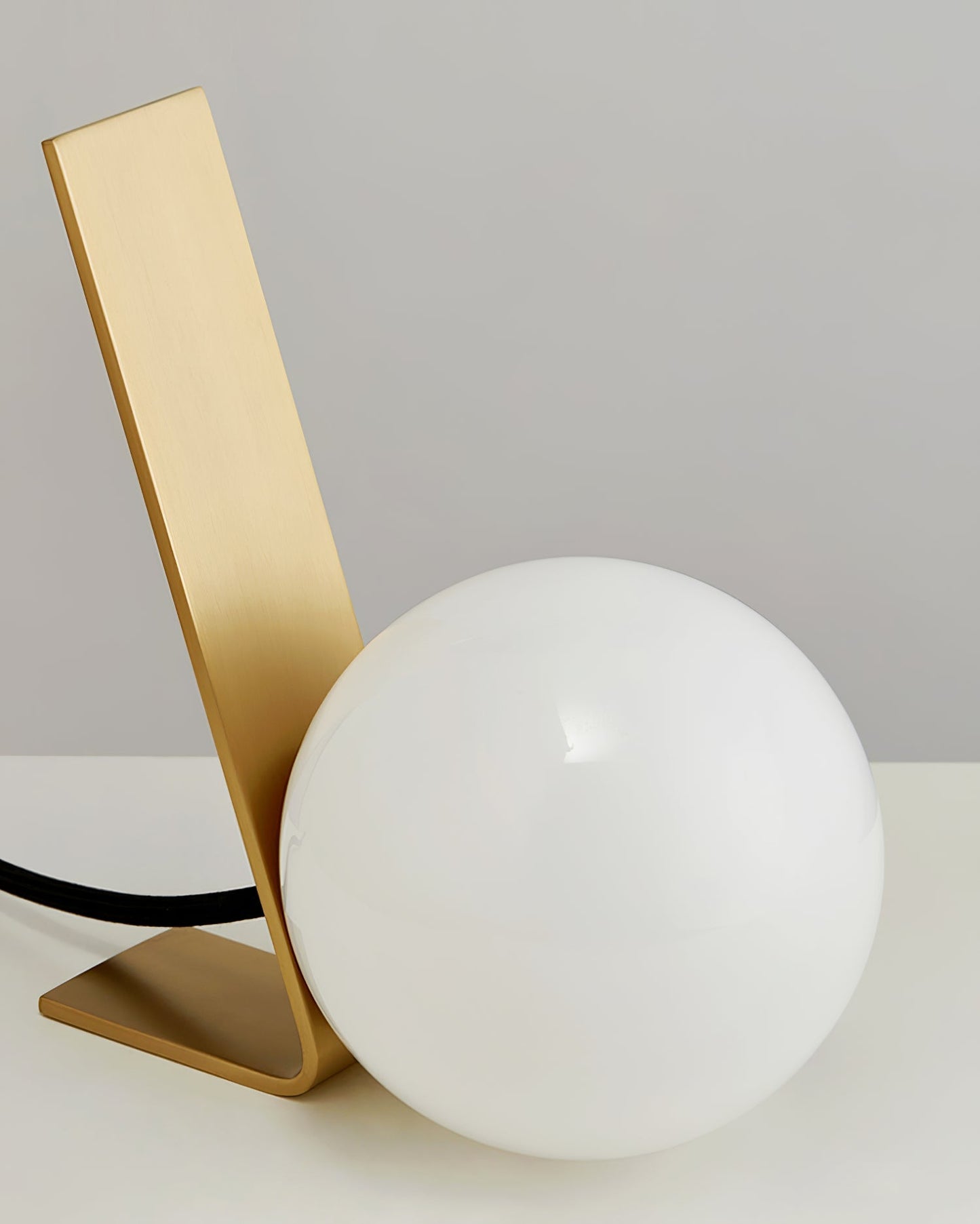 DaphneLuxe - Tafellamp met Minimalistische Elegant en Gezellige Gloed