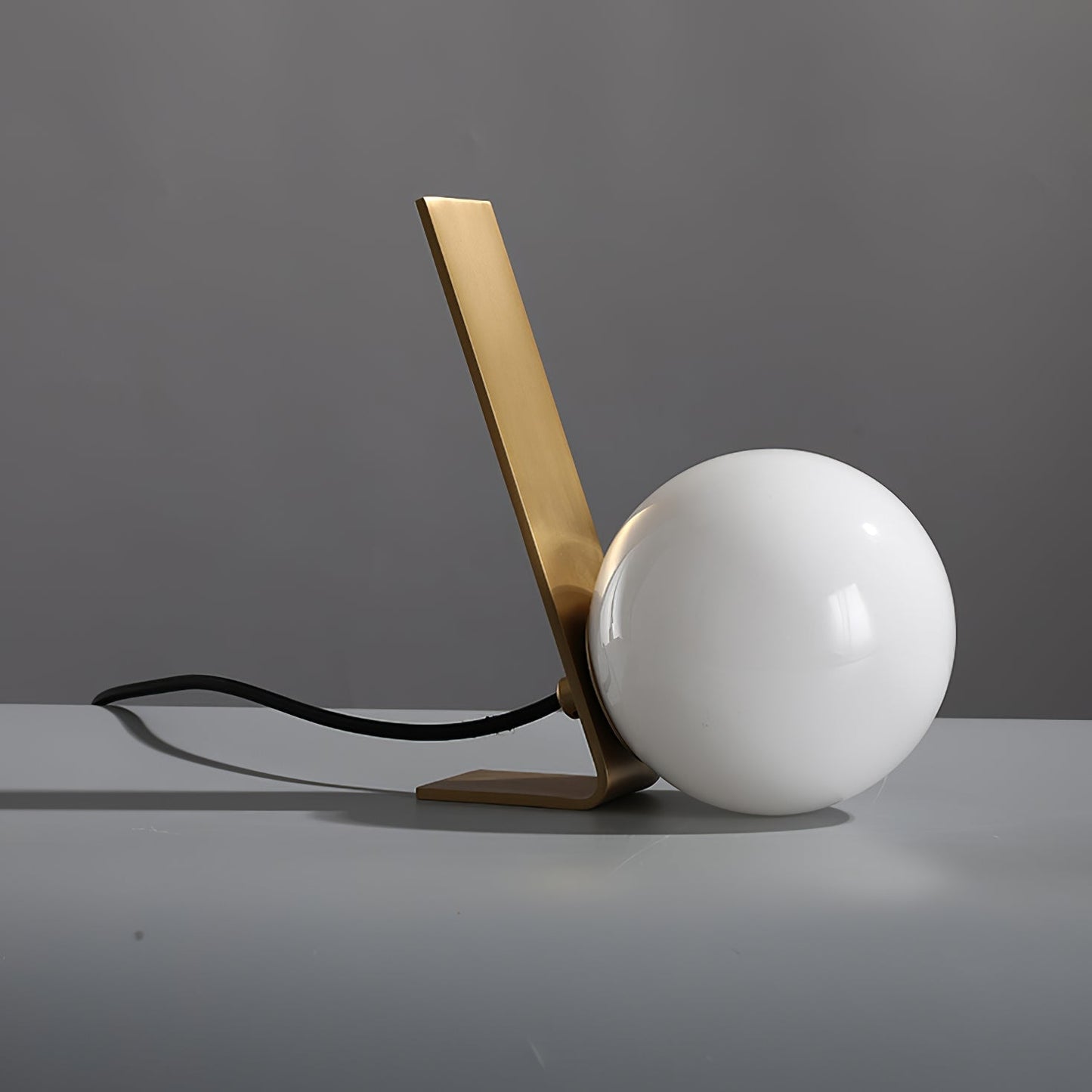 DaphneLuxe - Tafellamp met Minimalistische Elegant en Gezellige Gloed