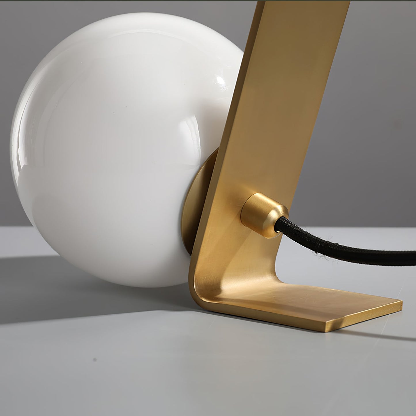 DaphneLuxe - Tafellamp met Minimalistische Elegant en Gezellige Gloed