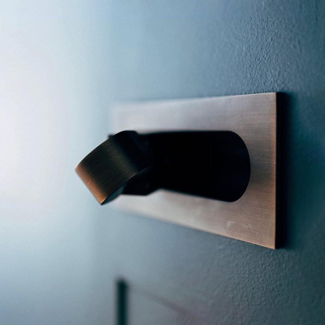 ModernLuxe | LED sengelampe til læsning
