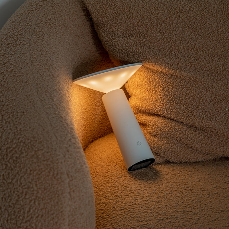LumenFlex - LED Bordlampe med Dæmpbare Muligheder
