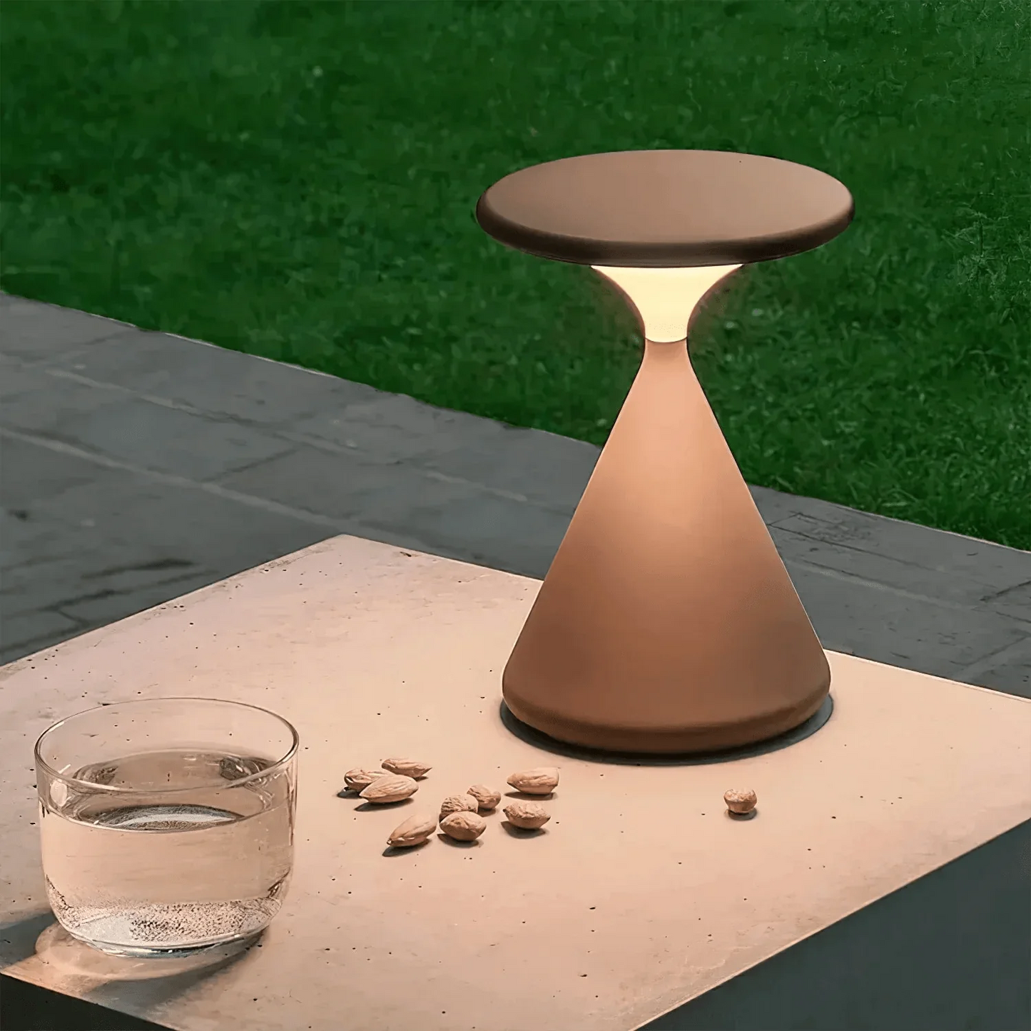 GlowSand - Stilvolle Sanduhr-Tischlampe
