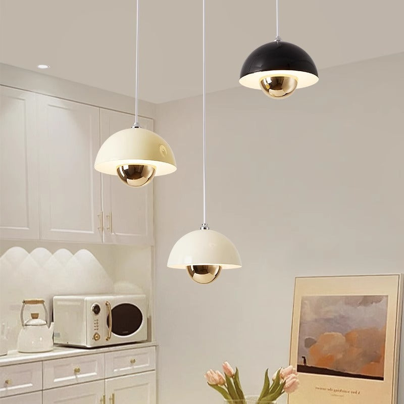 PodGlow - Lampe suspendue portable en forme de capsule