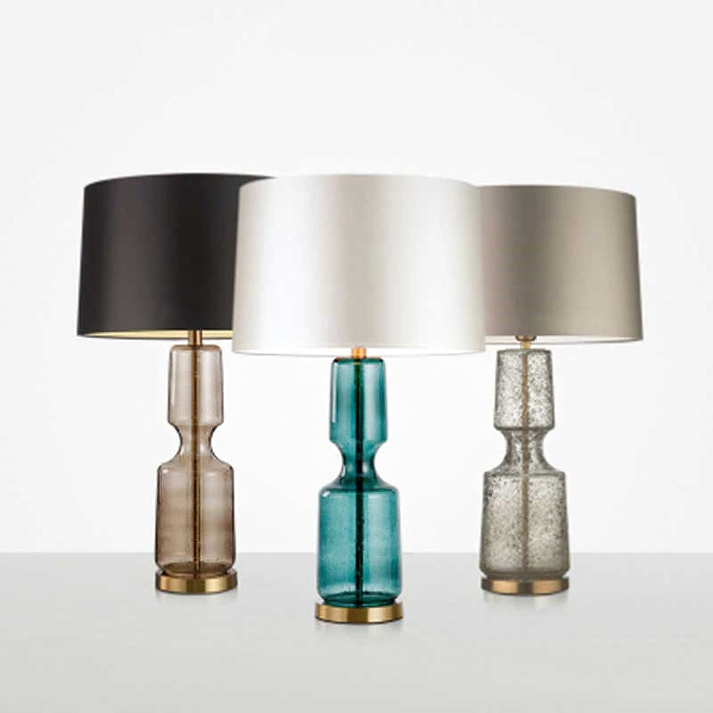 SleekAura - Elegant Table Lamp with Glass and Metal Design