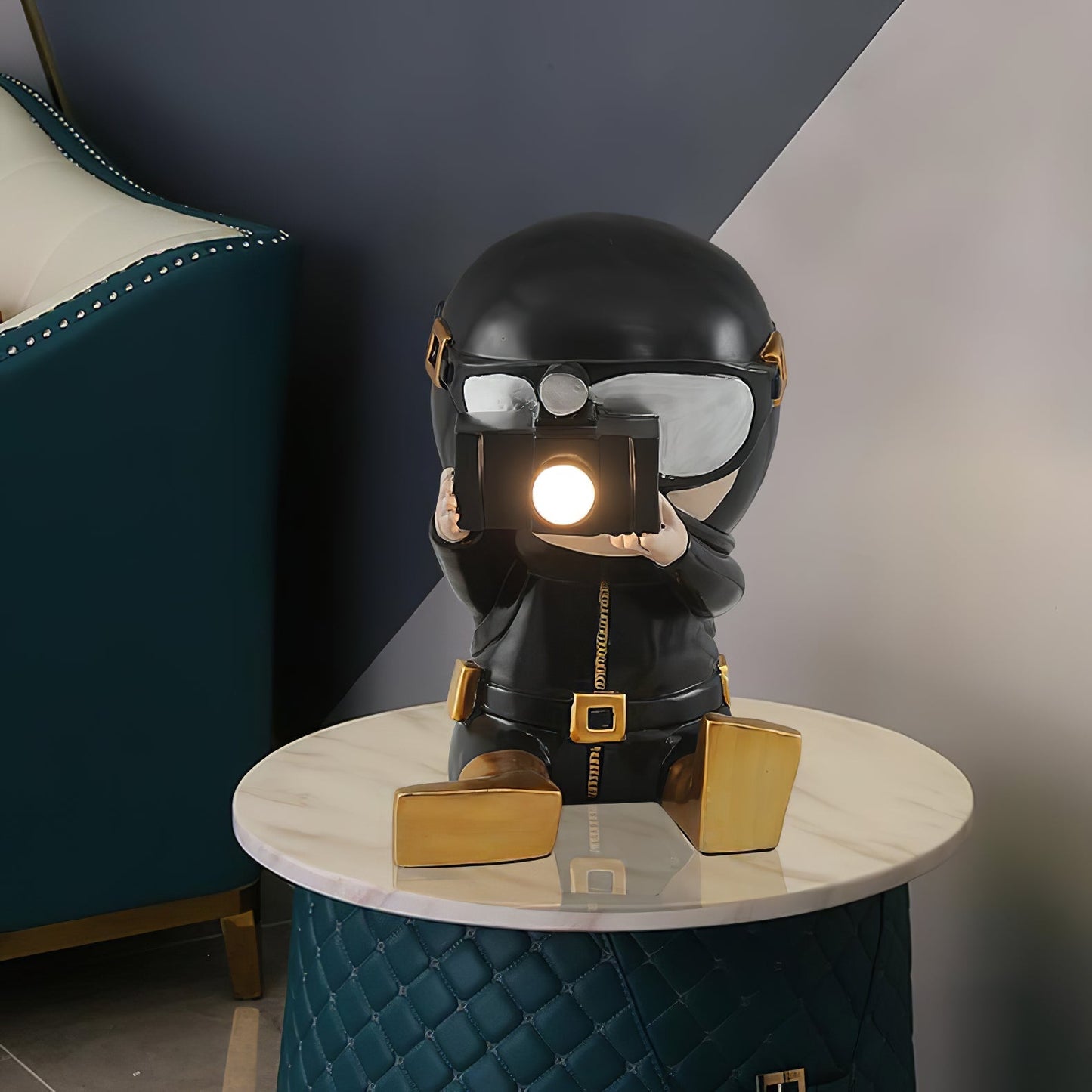 DiverGlow - Tafellamp met eigentijds ontwerp en zachte lichtverdeling