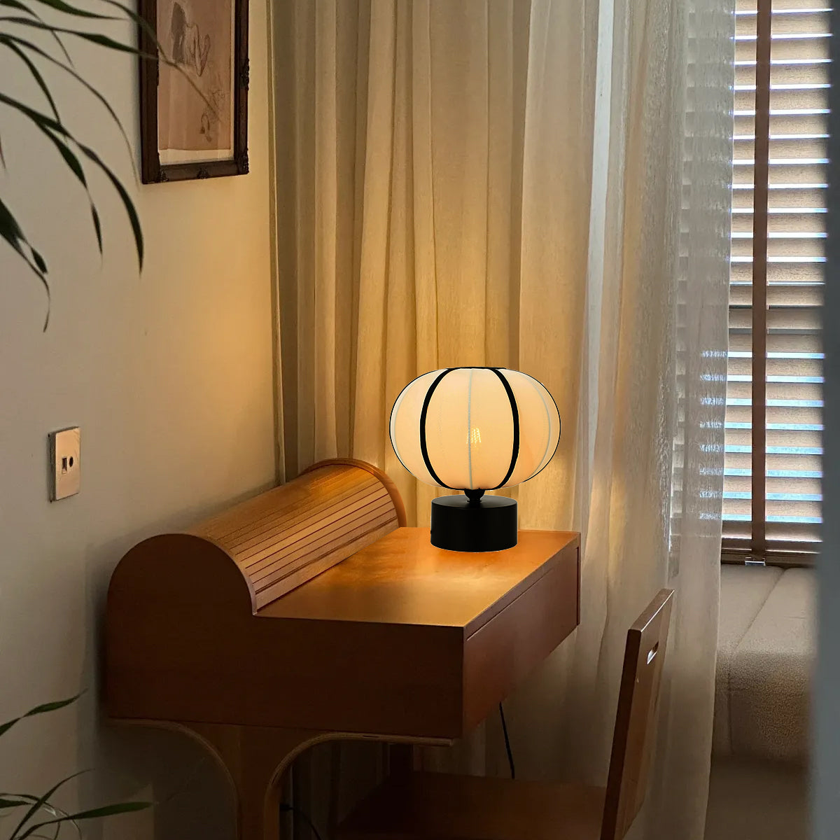 EllosGlow - Table Lamp with Modern Shape and Warm Glow