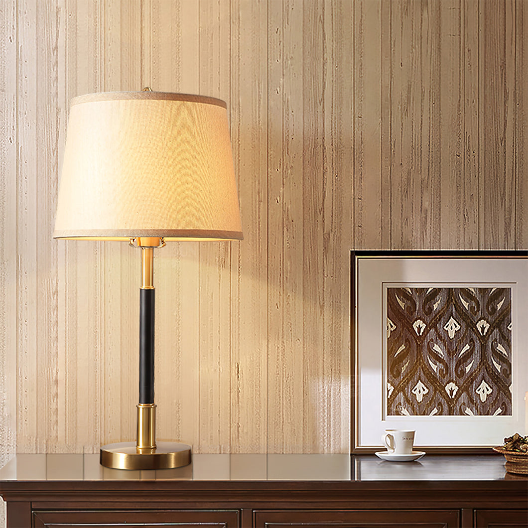 EmpireElegance – Bordlampe i messing med blødt skær