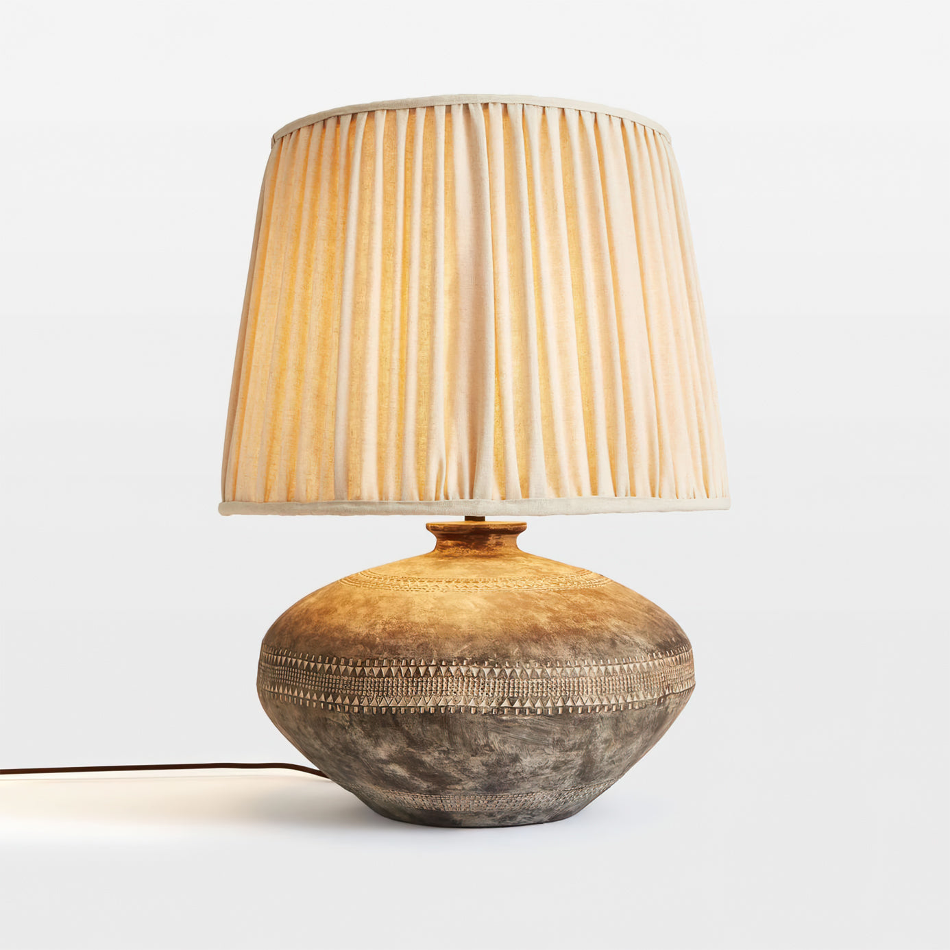 EttaBeam - Keramisk Bordlampe