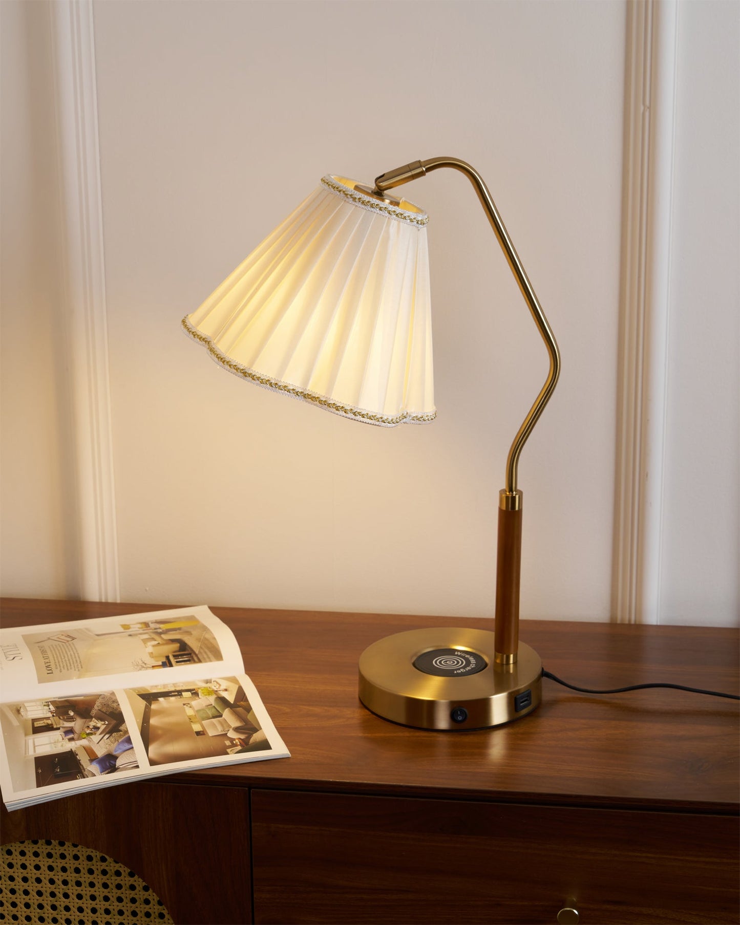 LuxeLight - Florentine Fabric Table Lamp with Gold Base