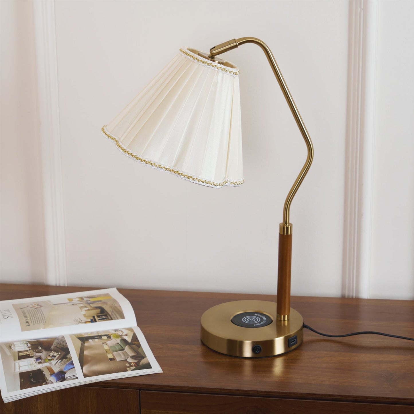 LuxeLight - Florentine Fabric Table Lamp with Gold Base