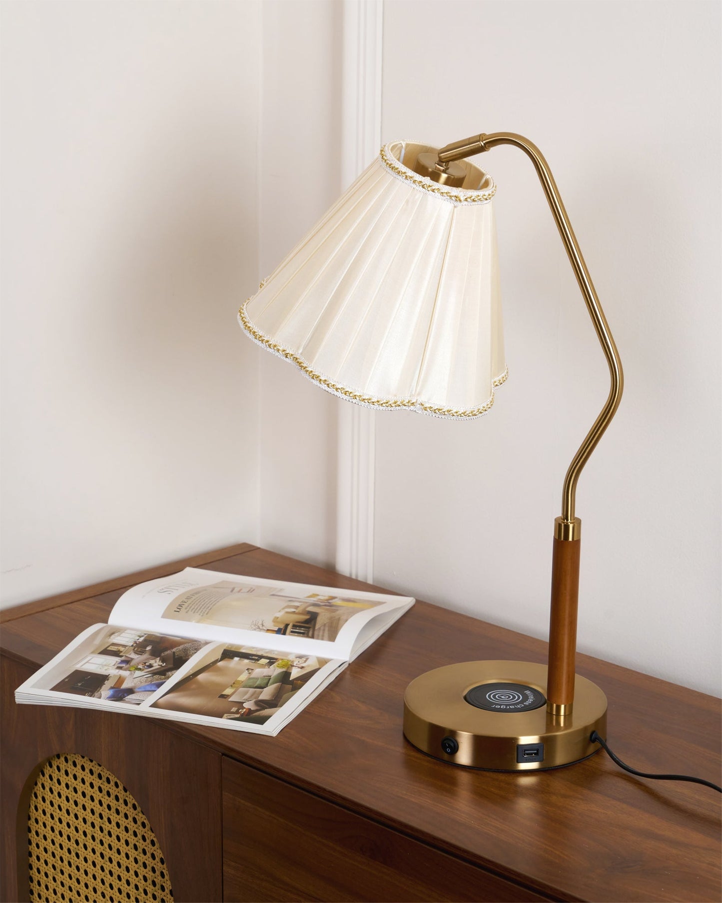 LuxeLight - Florentine Fabric Table Lamp with Gold Base