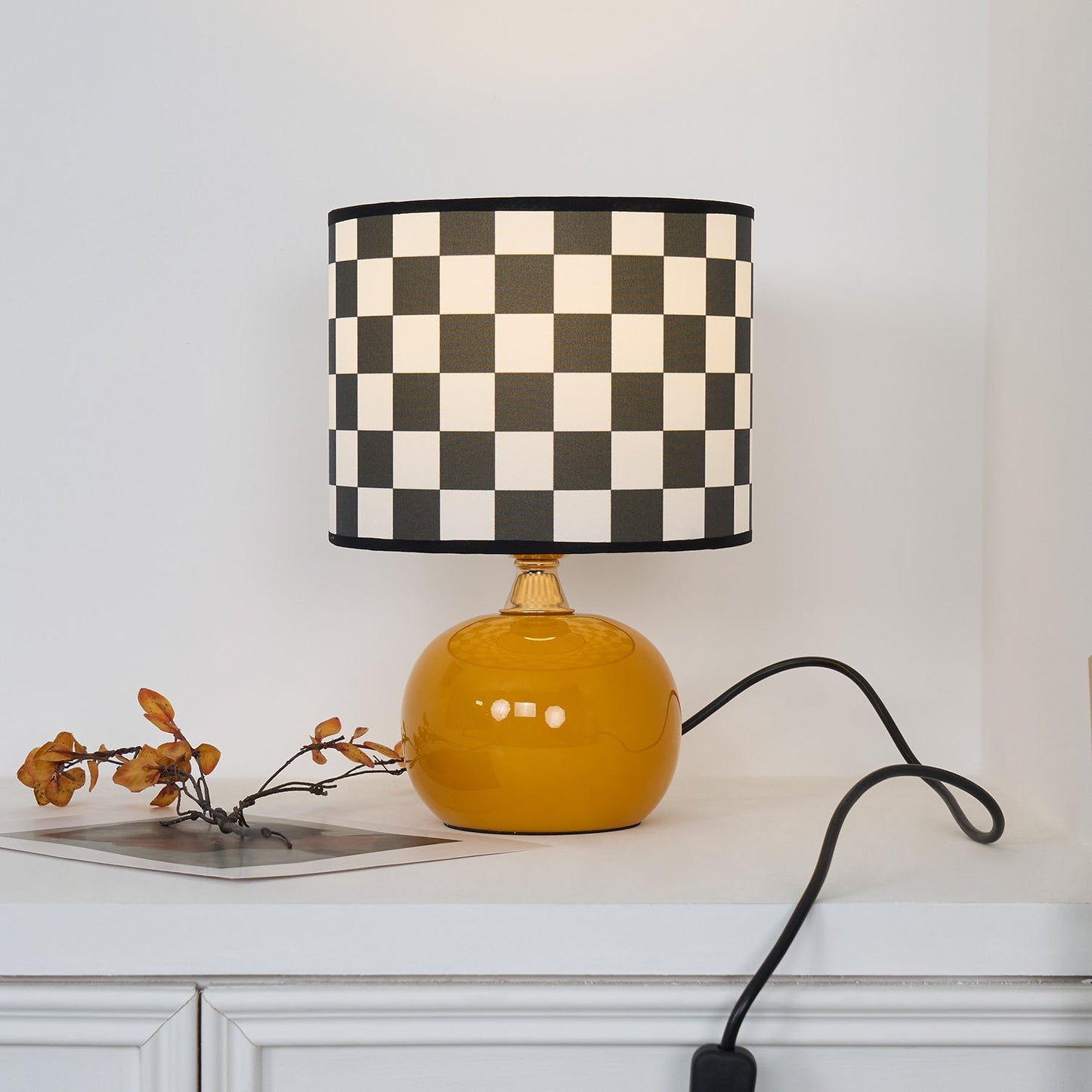 GridAura - Einzigartige geometrische Tischlampe