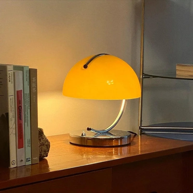 NordicAura - Bordlampe i Gdansk Design