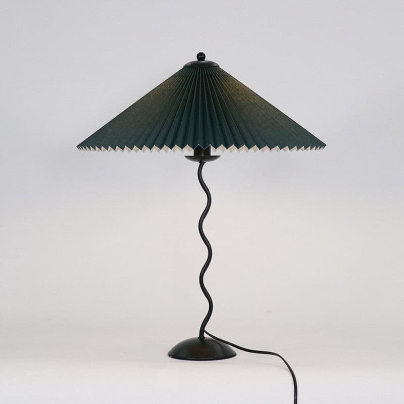 LichtPlissé - Table Lamp with Luxurious Pleated Shade and Wooden Base