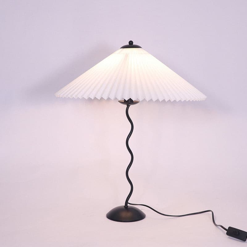 LichtPlissé - Table Lamp with Luxurious Pleated Shade and Wooden Base