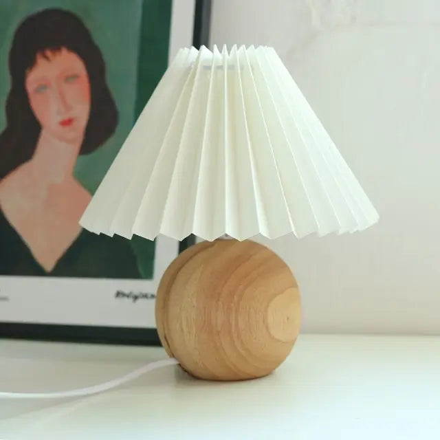AmberWeave – Handgefertigte Bambus-Tischlampe im Vintage-Stil