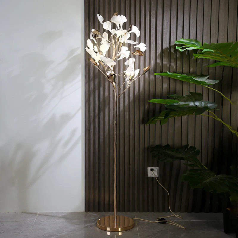 NatureLight - Kreativ gulvlampe med ginkgo-blade