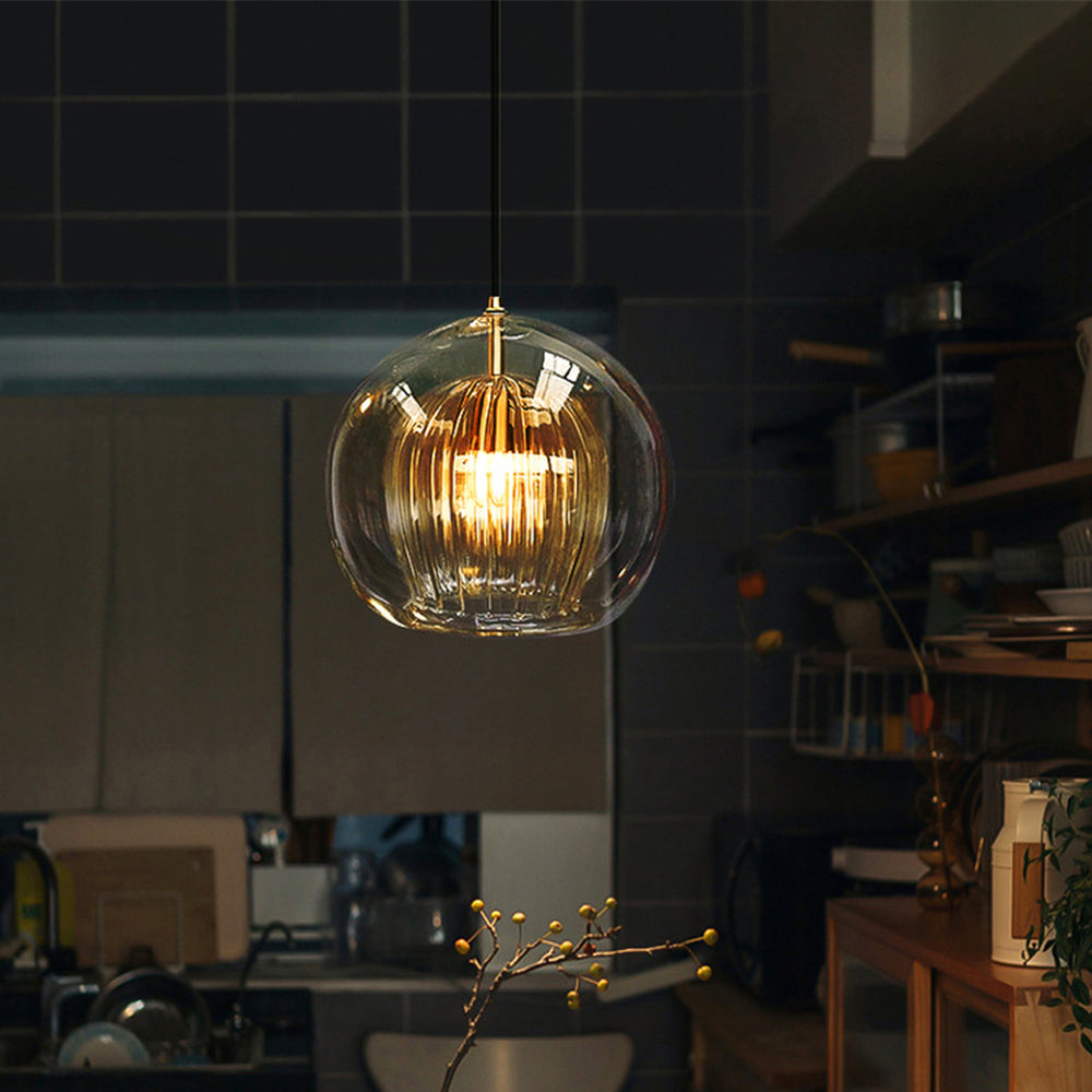SfæreLys | Elegant ravfarvet lampe