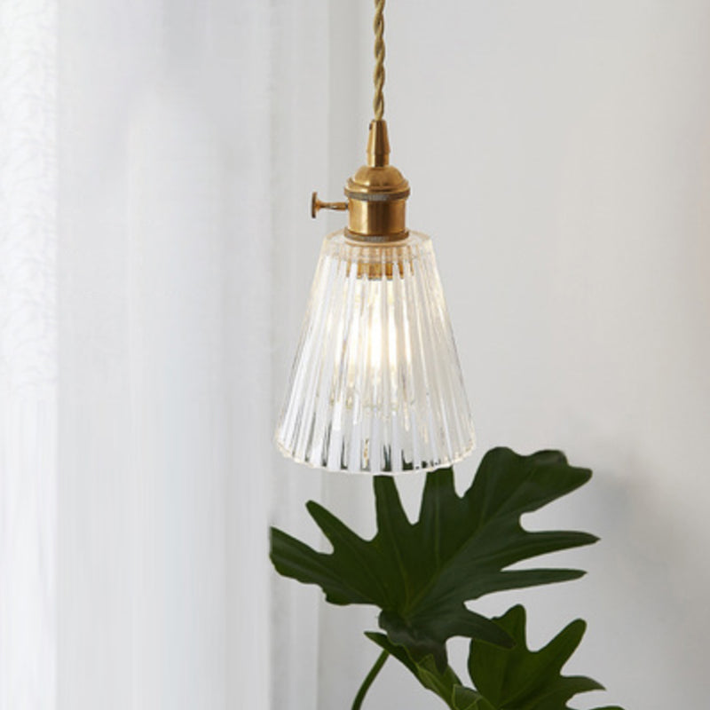 GlassLuxe - Hengelampe med elegant glassdesign