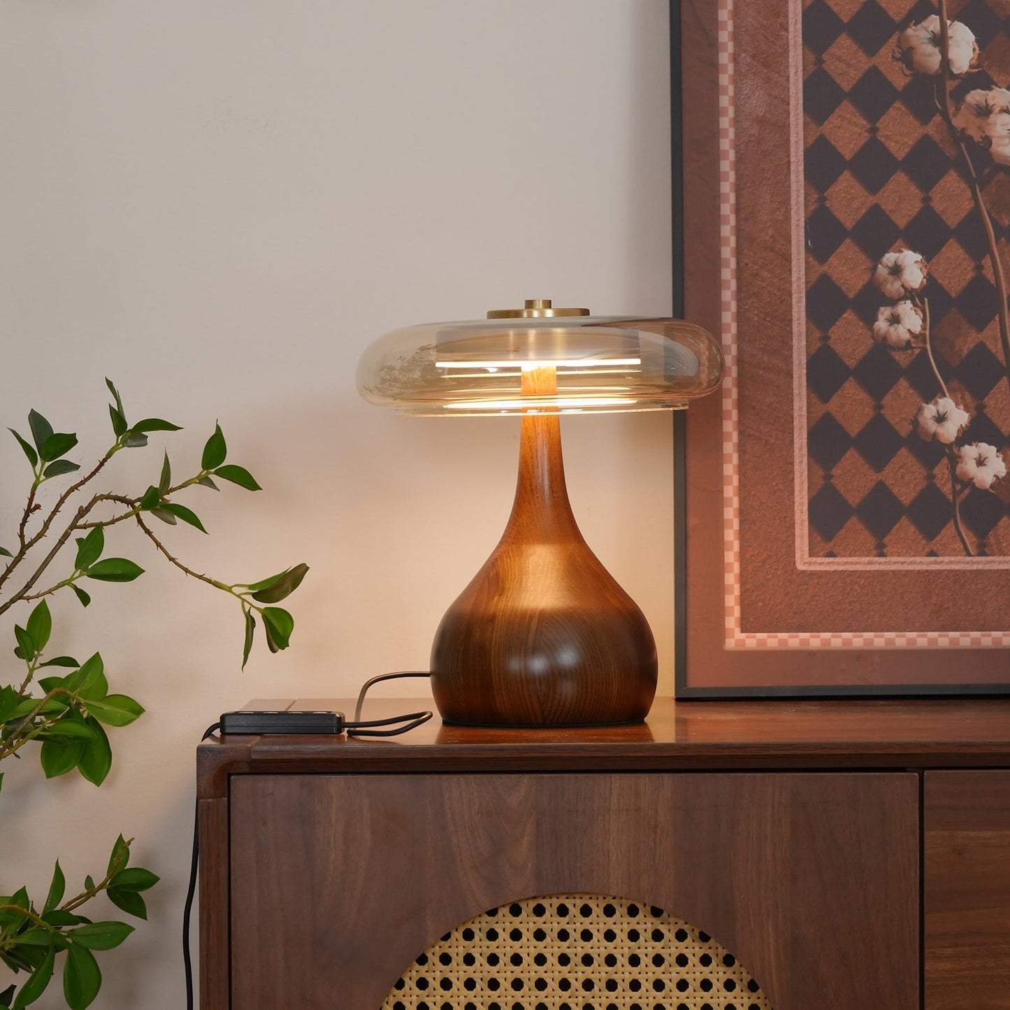 WoodLuxe - Lampe de table design avec LED réglable