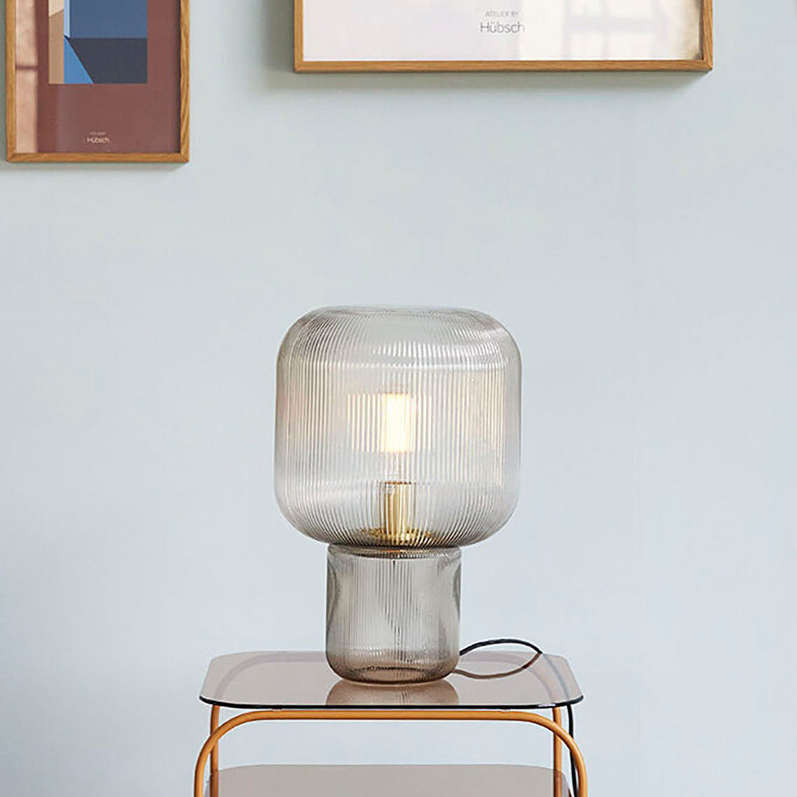 GlowSphere - Oval bordlampe af glas og metal