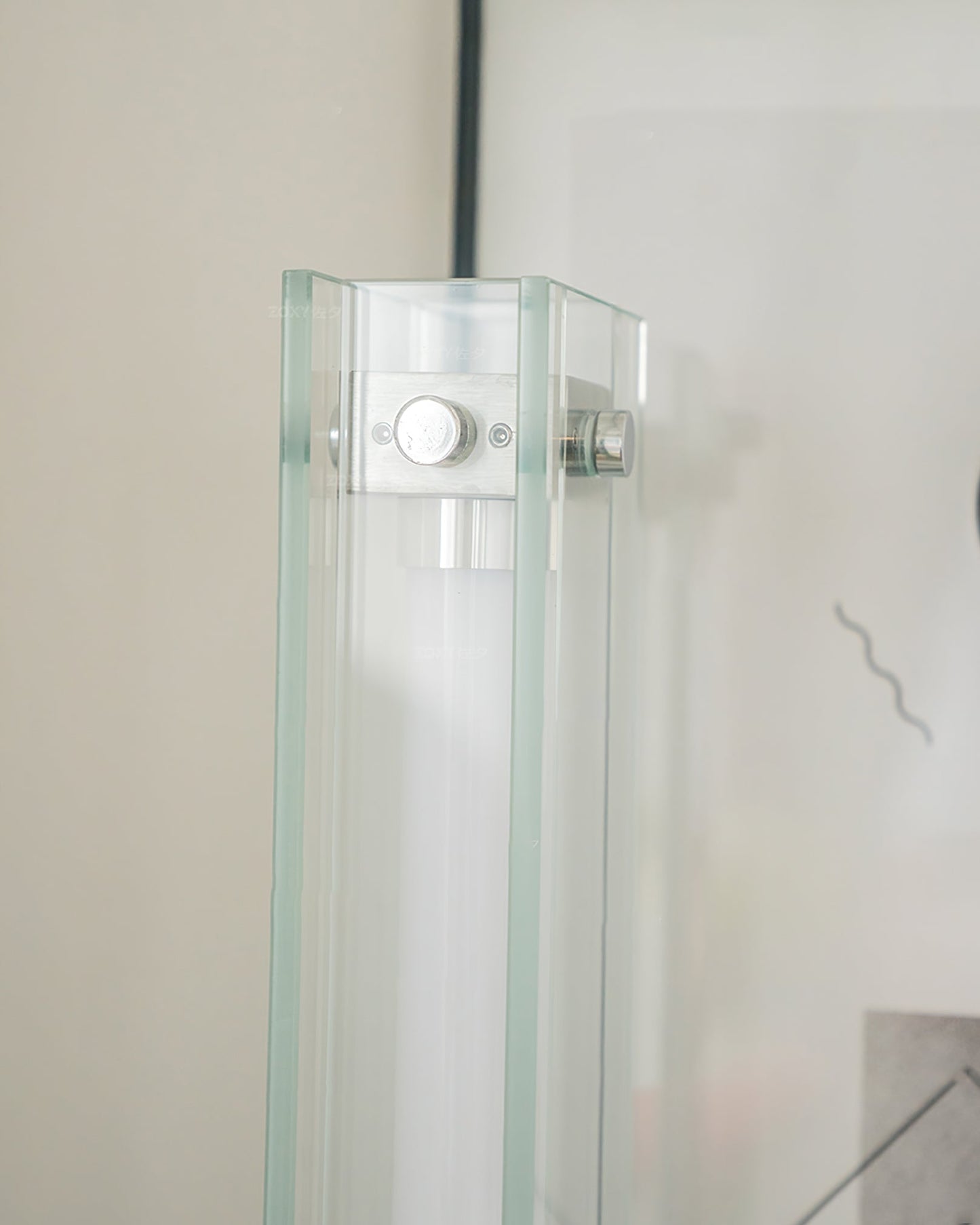 LampadaireGlow - Table Lamp with Refined Shape and Soft Glow