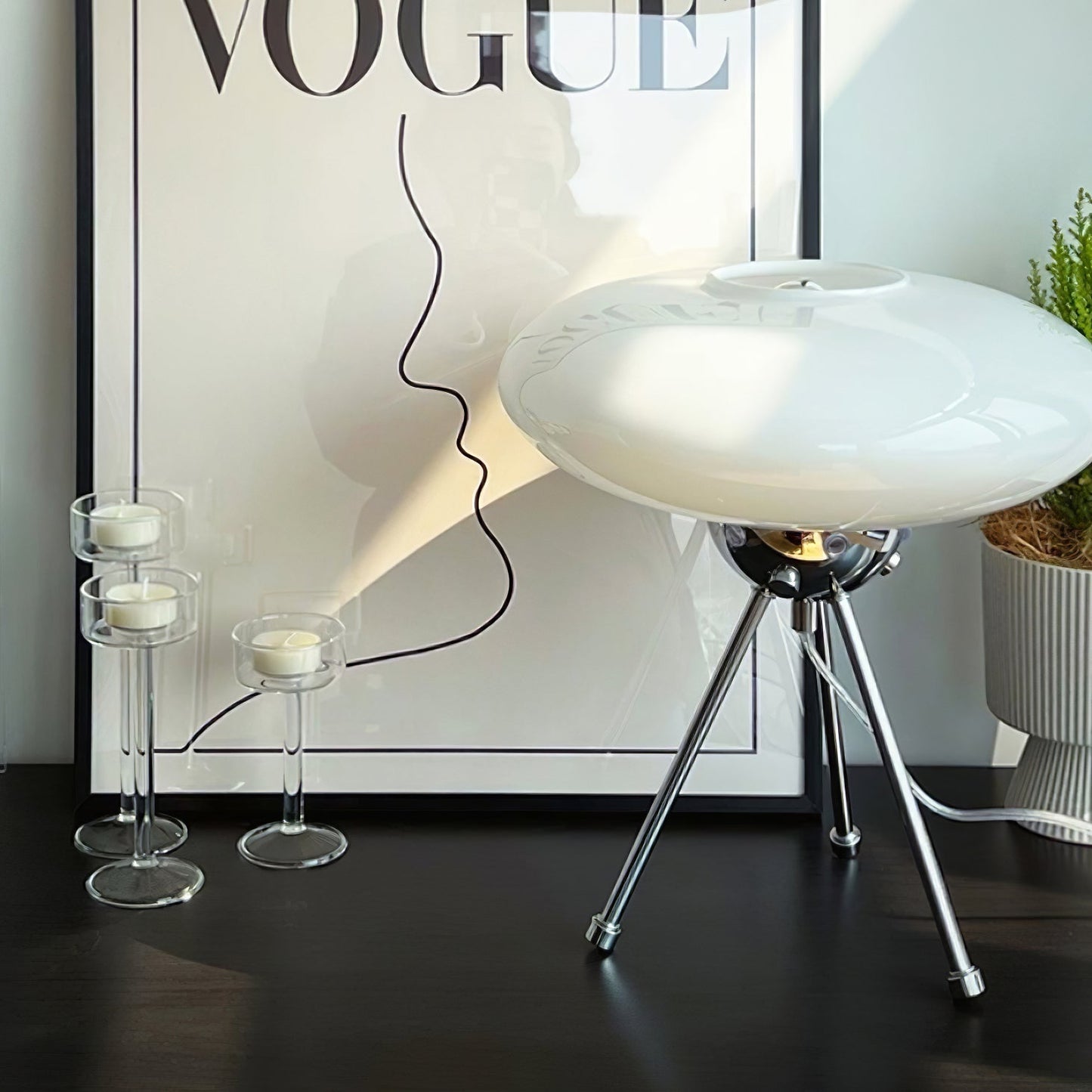 GlassOrbit - Bordlampe