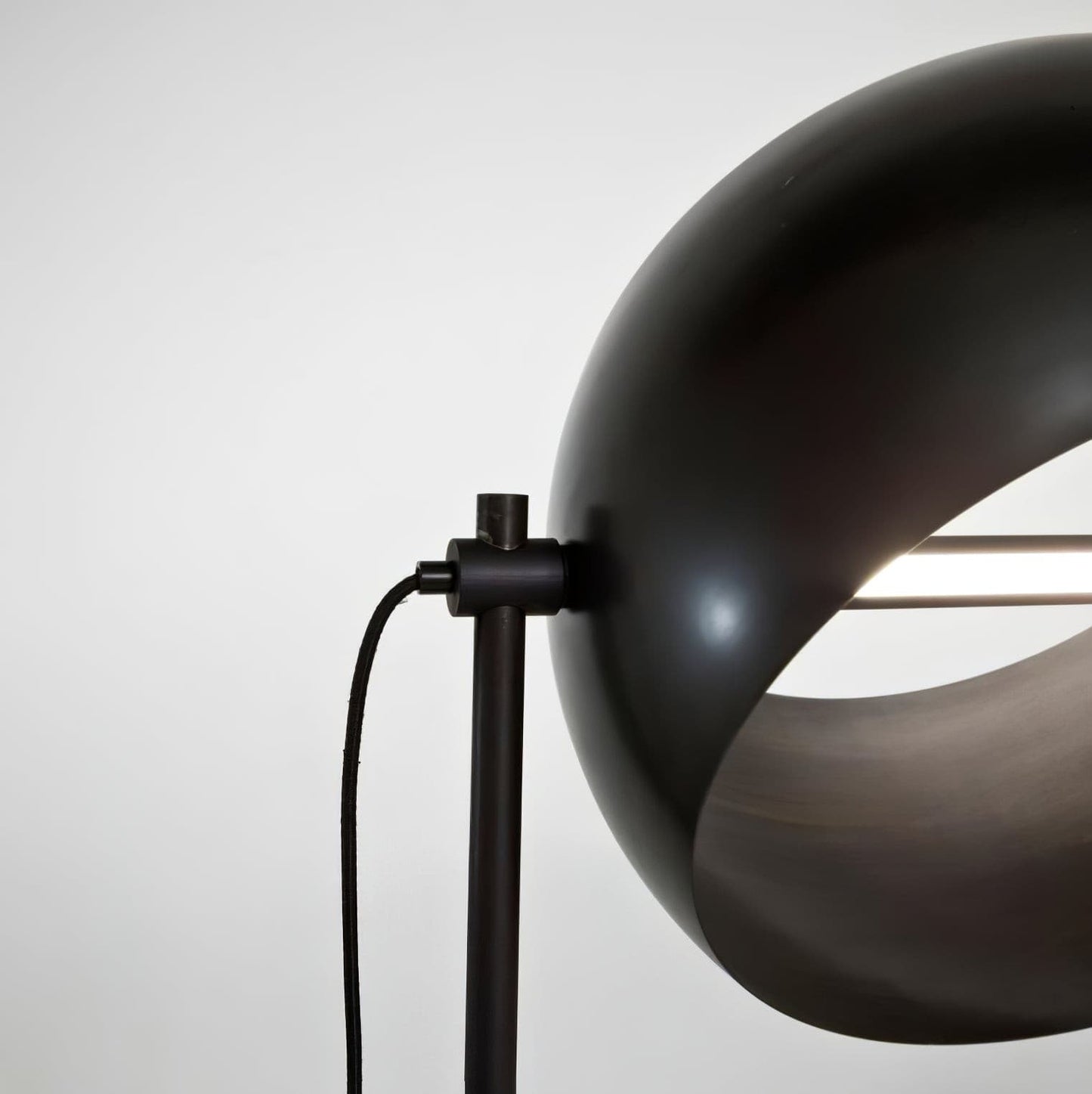 GlobeSphere - Bordlampe