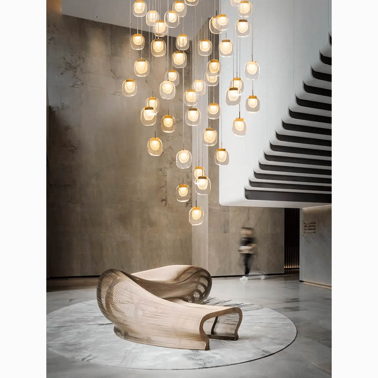 StairLuxe - Innovativ lysekrone til trappe med krystaller