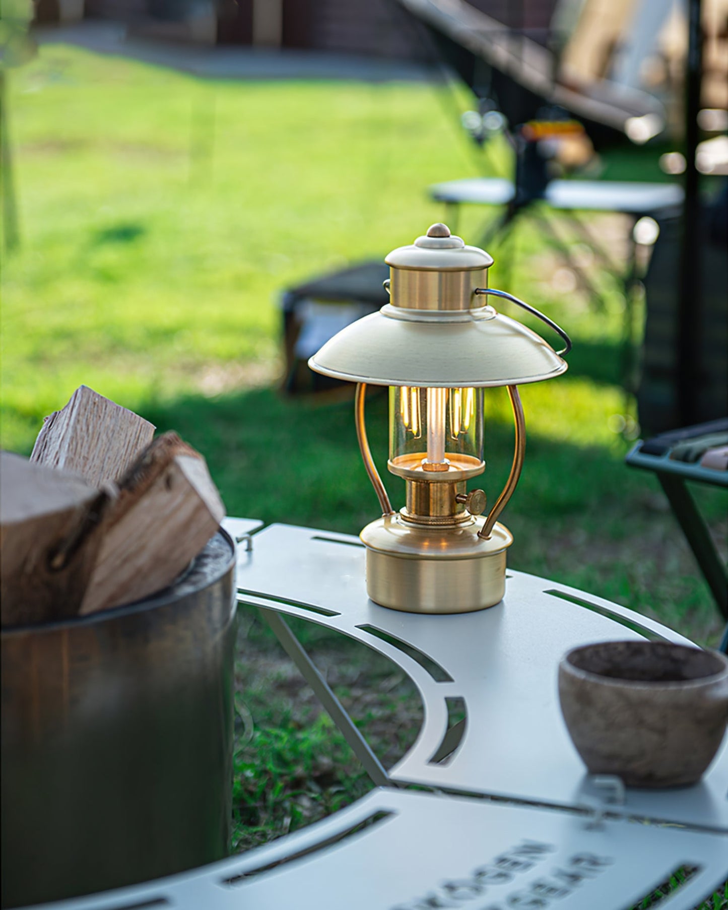 VividSphere - Lampe de table d'extérieur