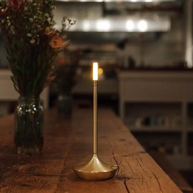 IronFlame - Stilfuld nordisk lysestage i industrielt look