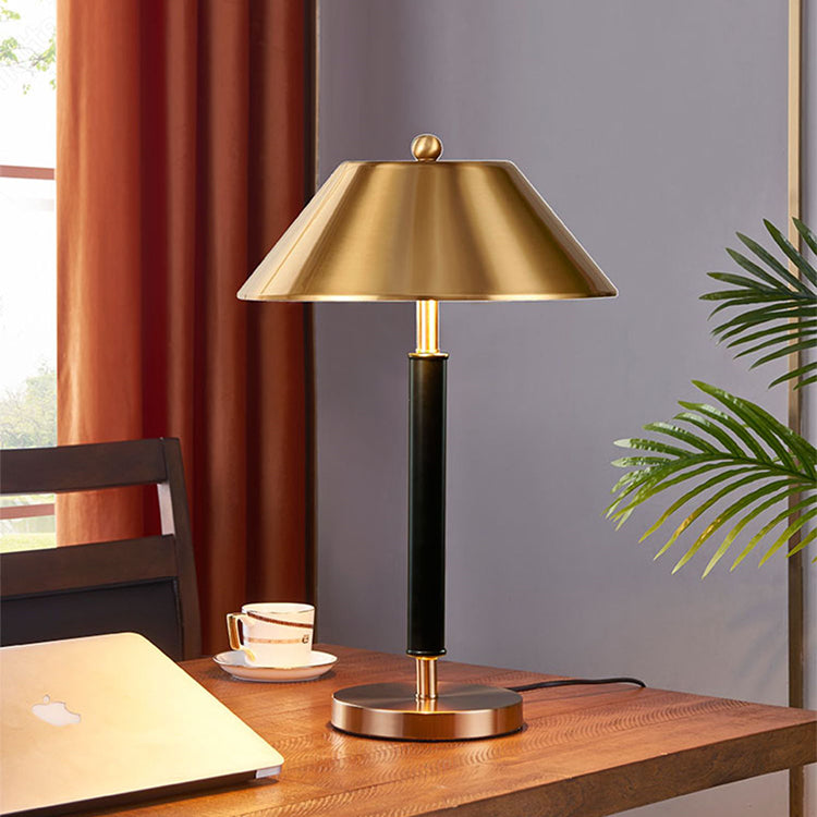 LuxeFuture - Table Lamp with Modern Design and Soft Lighting