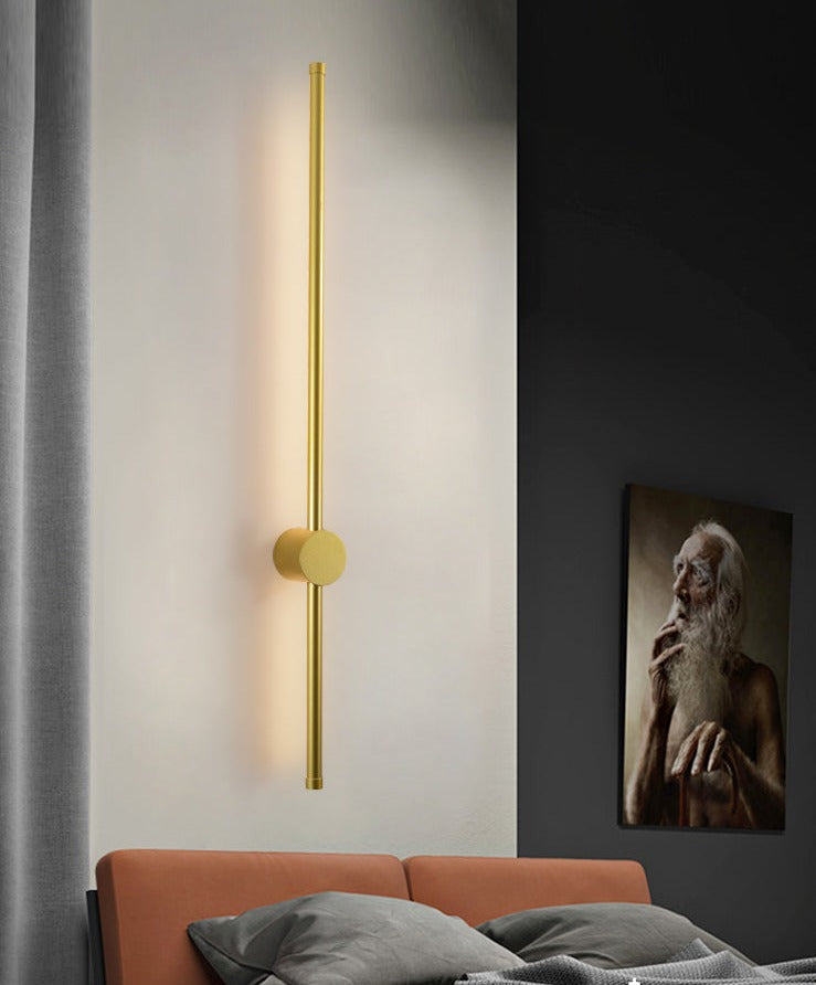 RodLux - Moderne Væglampe med Stik og Skandinavisk Design