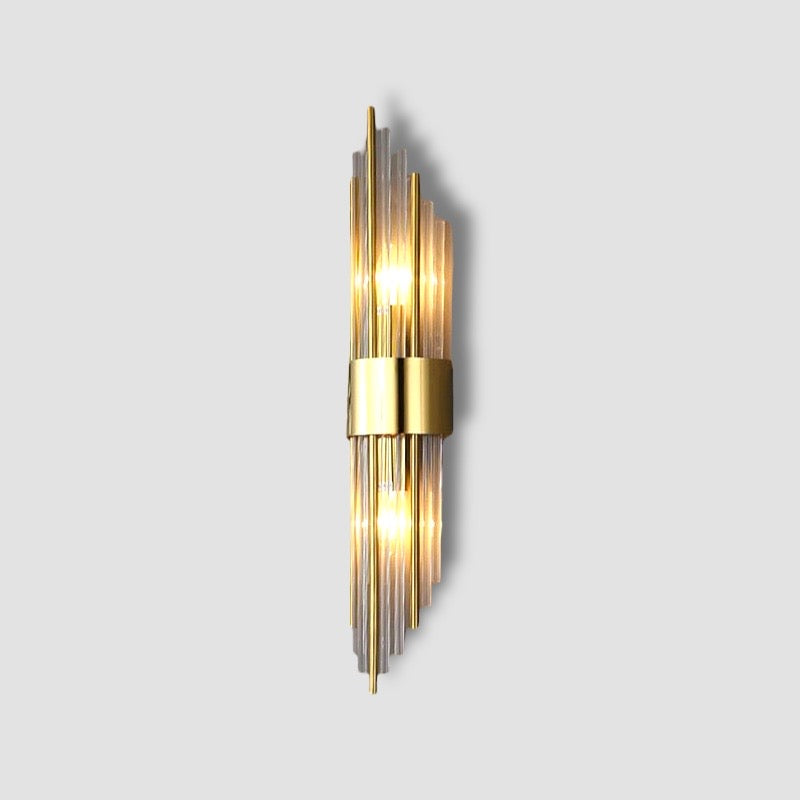 RadiantLux - Guld Krystal Væglampe med Bæredygtigt Design