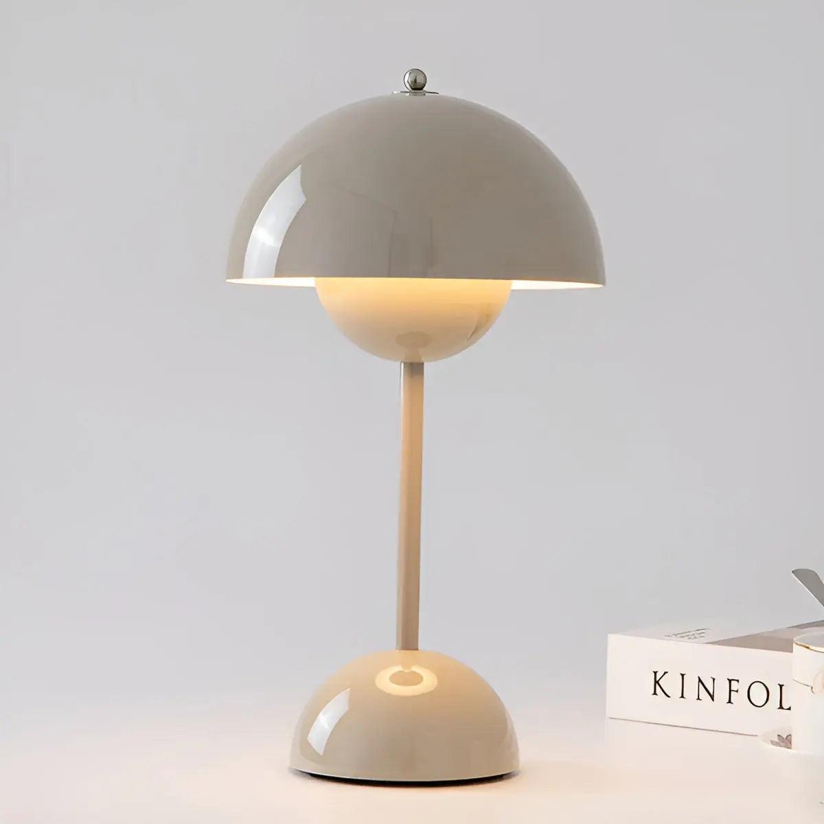 NordicaLight - Elegant Table Lamp