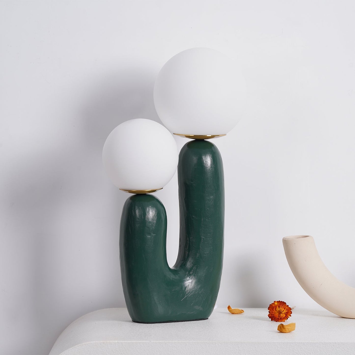 EcoLuxe - Moderne glas- og harpiksbordlampe