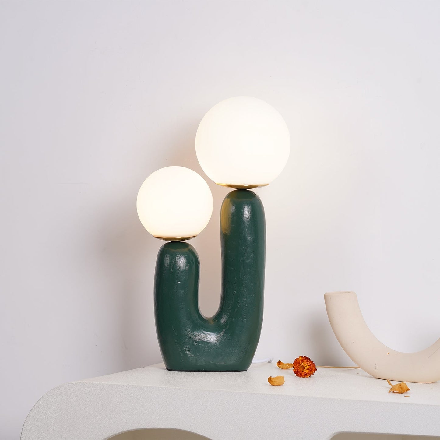 EcoLuxe - Moderne glas- og harpiksbordlampe