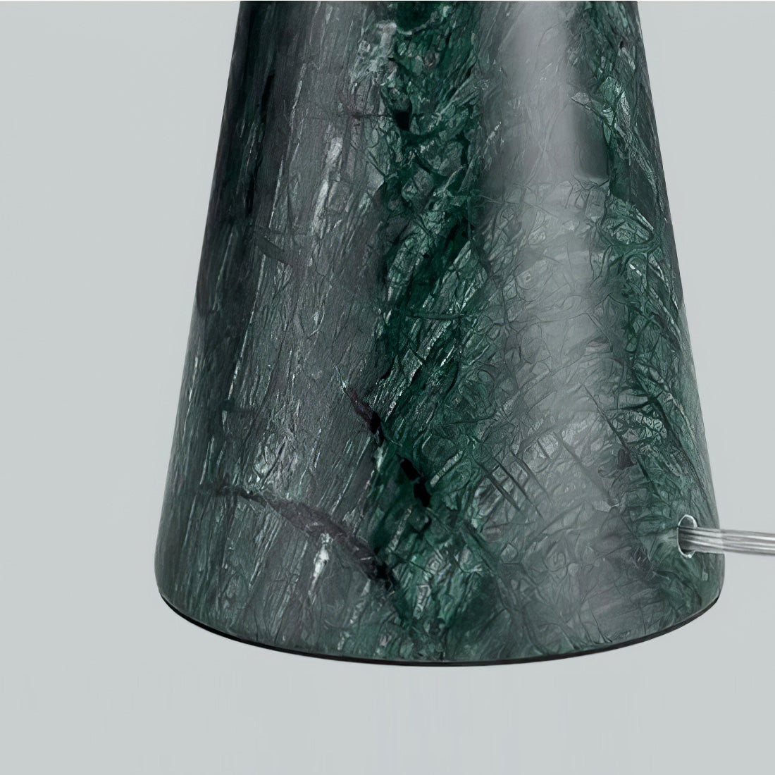 OrbitGlow – Moderne bordlampe med geometrisk design