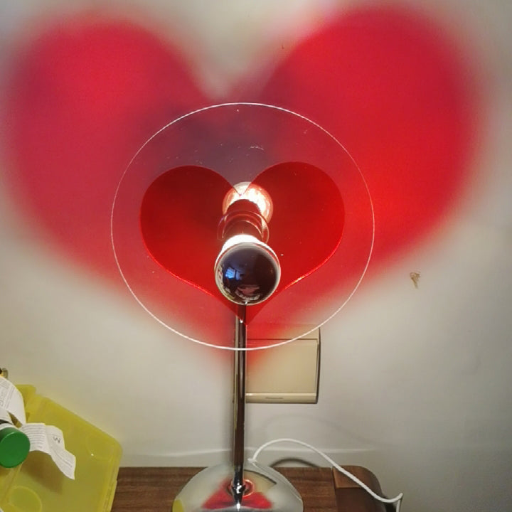 HeartBeam - Tischlampe mit Metallschirm und wiederaufladbarer LED