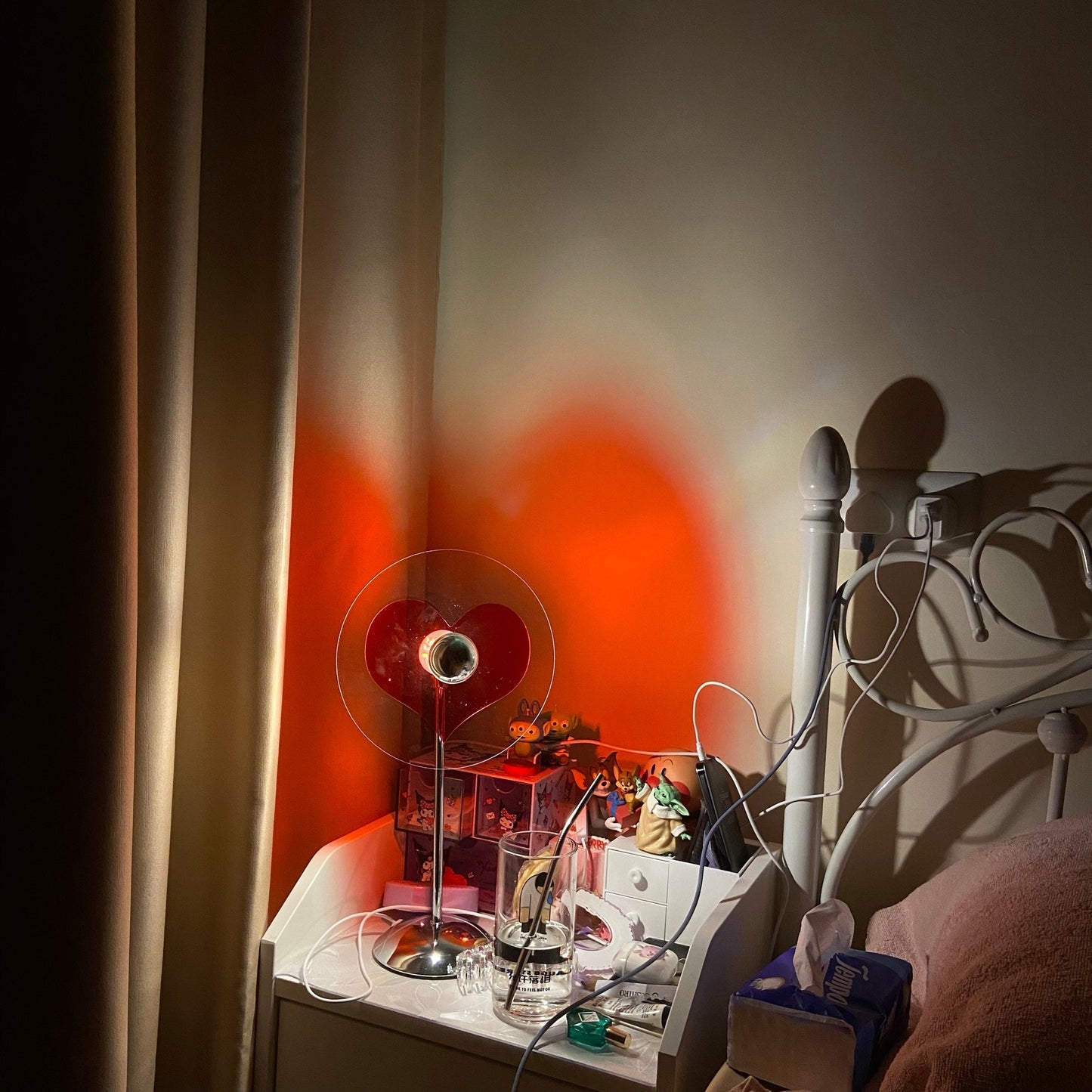 HeartBeam - Tischlampe mit Metallschirm und wiederaufladbarer LED