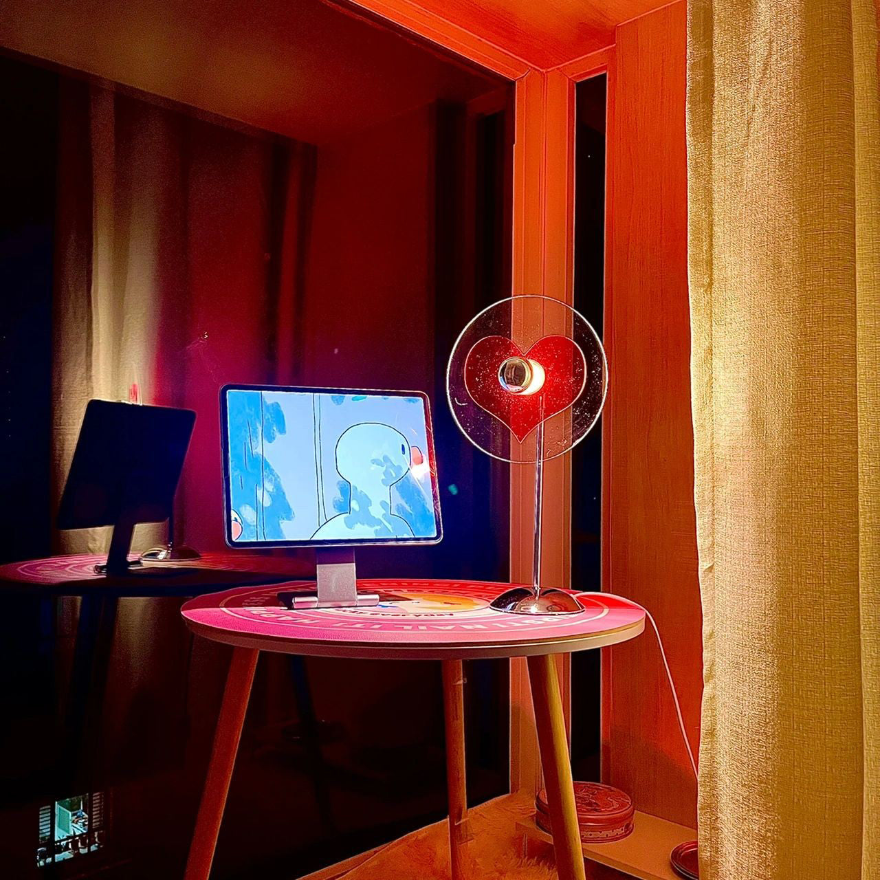 HeartBeam - Tischlampe mit Metallschirm und wiederaufladbarer LED