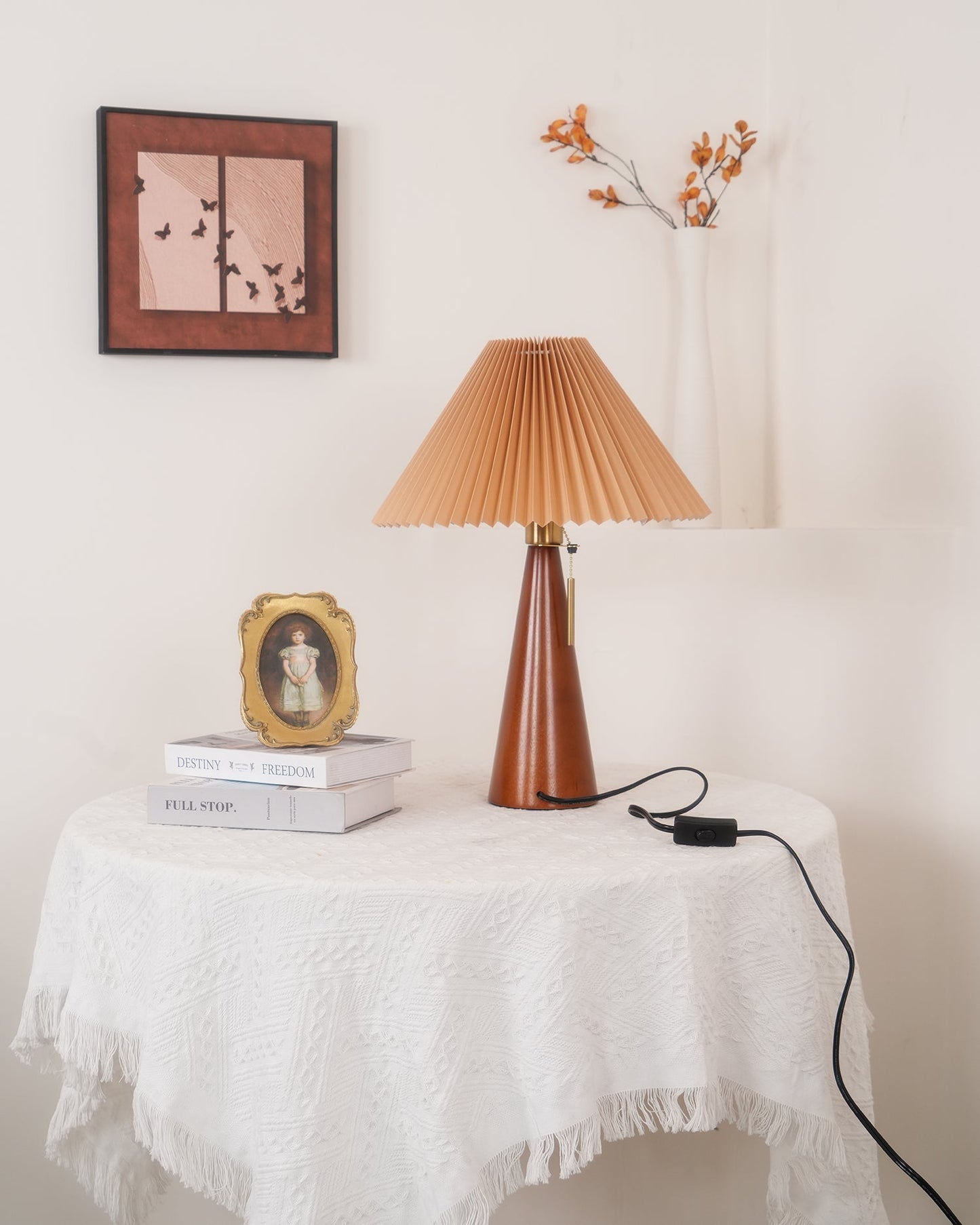 TimberLight - Moderne træ- og metallampe til bord