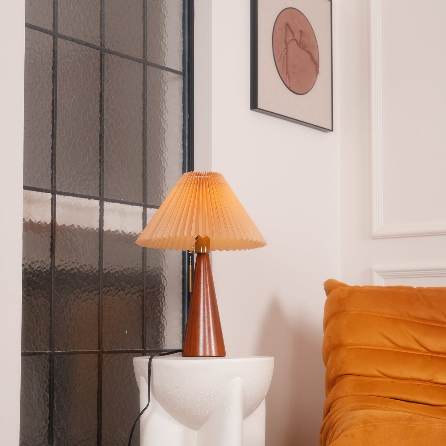 TimberLight - Moderne træ- og metallampe til bord
