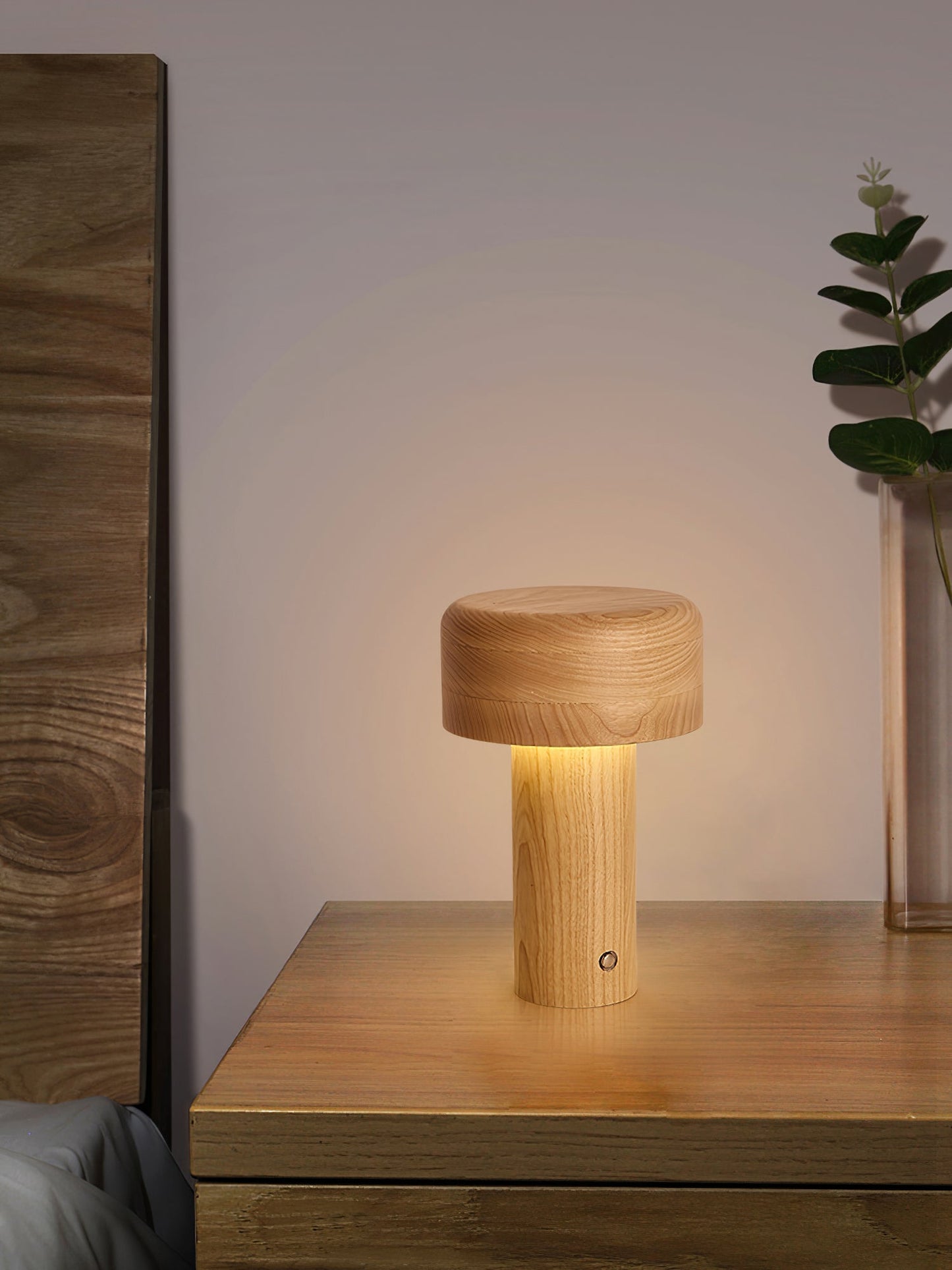 WoodenLuxe - Bordlampe med minimalistisk tårnstil og blødt lys