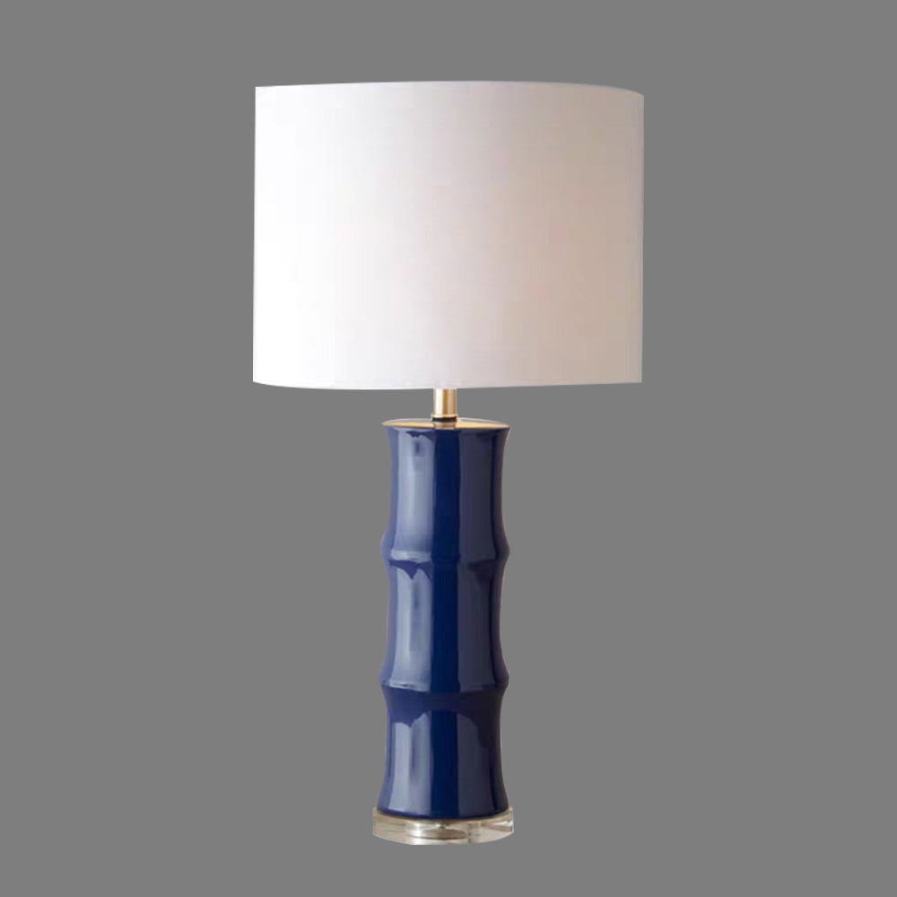 CeramicLicht - Bordlampe med elegant keramisk form og varmt lys