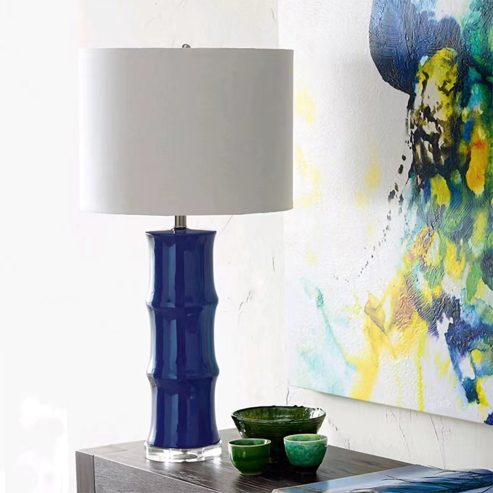 CeramicLicht - Bordlampe med elegant keramisk form og varmt lys