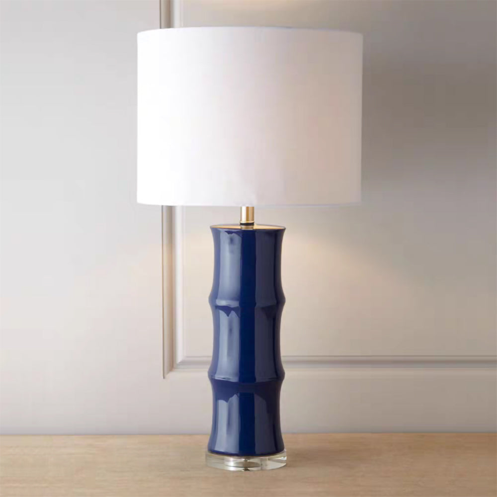 CeramicLicht - Bordlampe med elegant keramisk form og varmt lys