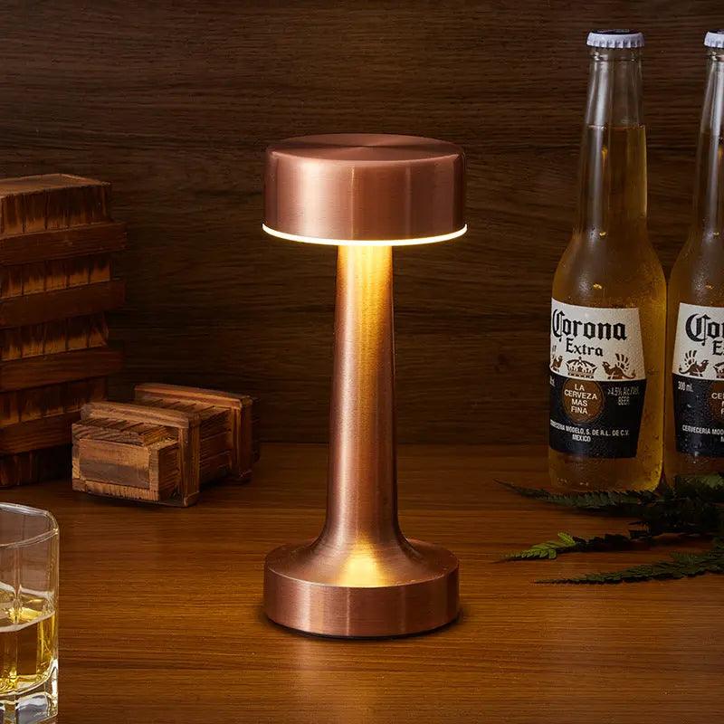 VintaGlow - Lampe Rétro Raffinée pour le Bar